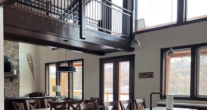 Incredible Luxury Cabin with Spectacular Views in Cooper Landing