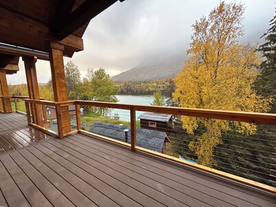 Modern Luxury Condo with River Views in Cooper Landing