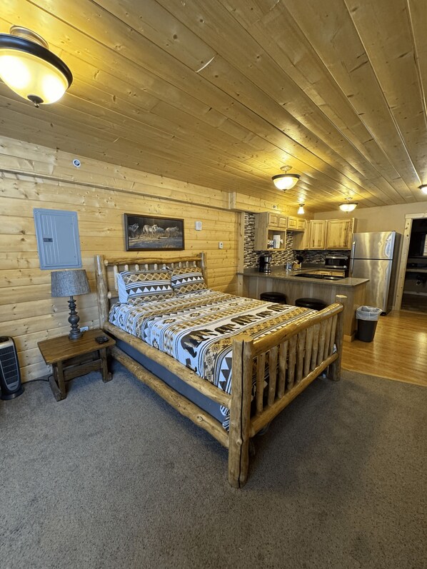 WiFi, bed sheets, wheelchair access