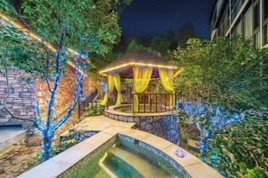 Terrace/patio - AnJi Meilin Hot Spring Resort (Anji)