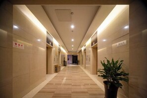 Interior - Neijiang International Hotel (Wanda E-commerce Center) (Neijiang)