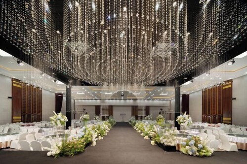 Neijiang International Hotel (Wanda E-commerce Center)