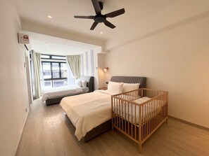 3 bedrooms, iron/ironing board, free WiFi, bed sheets - Spacious 3-bedroom apartment in brilliant Kuala Lumpur with AC, WiFi (Kuala Lumpur)