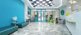 Jingqi Ouju Hotel (Beijing Fengtai Railway Station Lize Business District)