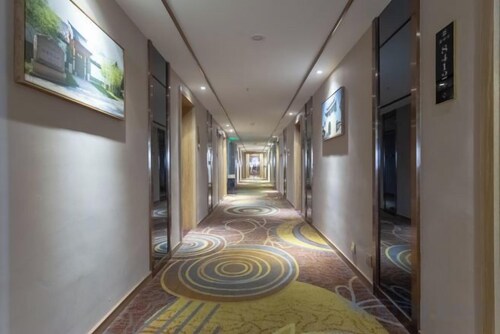 Yuanzhongfang Hotel