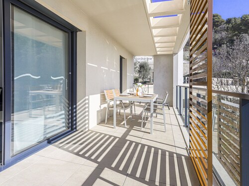 Prestige view by Interhome