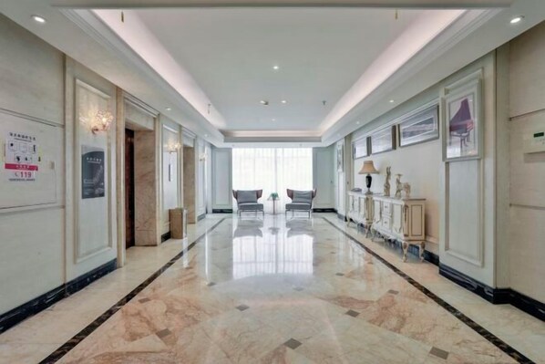 Interior - Four Seasons Fashion Hotel (Yongkang South Railway Station Xijinqiao Pedestrian Street) (Yongkang)