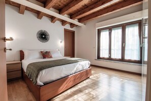 2 室のベッドルーム、アイロン / アイロン台、ベッドシーツ