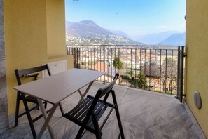 Outdoor dining - Attic flat in Como (Como Sweet Life) (Como)