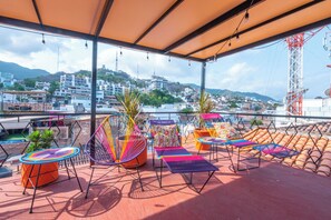 Terrace/patio - Casa Colibrí Malecón (Puerto Vallarta)