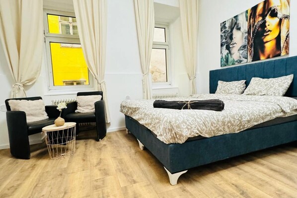 5 chambres, Wi-Fi, draps fournis