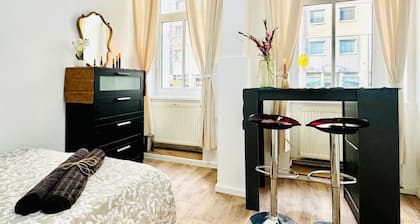 Cozy Stay for 2P | Near Matzleinsdorfer Platz