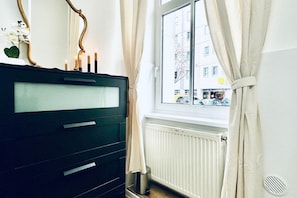 Interior - Cozy Stay for 2P | Near Matzleinsdorfer Platz (Vienna)