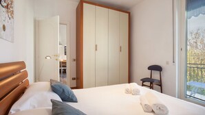Room - Casa Marli  - just one minute from lake Garda (Lazise)