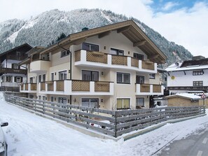 Exterior - Apartment Rosa by Interhome (Mayrhofen)
