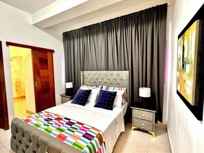 2 bedrooms, iron/ironing board, WiFi, bed sheets - Cozy 2-bedroom apartment in charming Santo Domingo with AC, WiFi, fitness room (Santo Domingo)