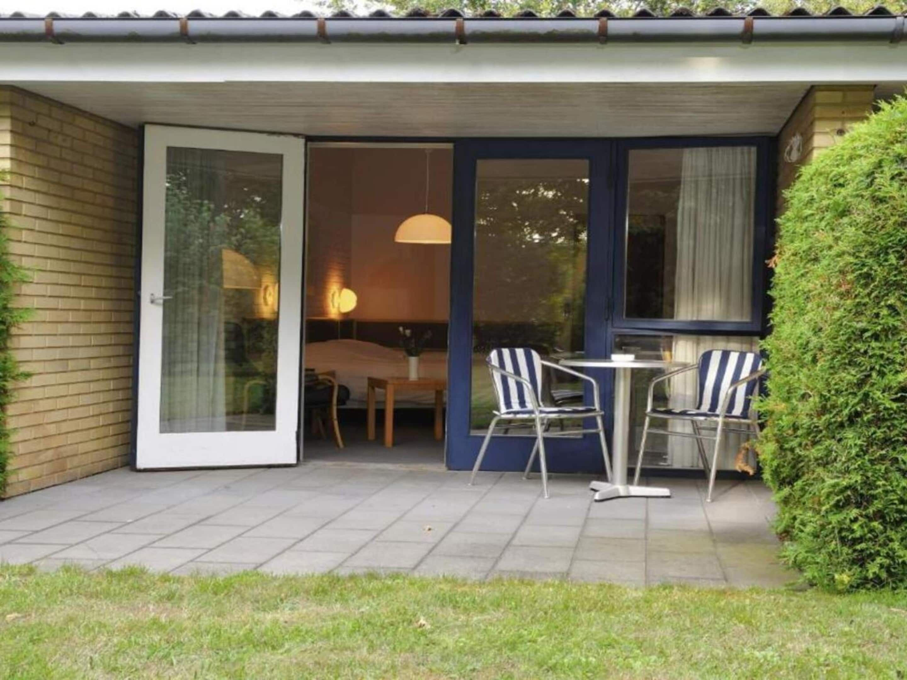 House | Outdoor dining