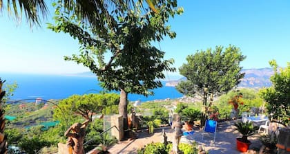 The Rose of the South, breathtaking views of the Bay of Naples and Mount Vesuvius