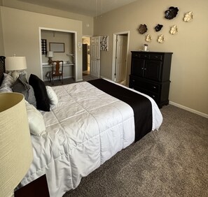 3 chambres, bureau, fer et planche à repasser, Wi-Fi gratuit