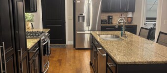 Spacious cozy 4-bedroom house