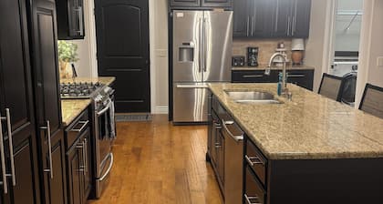 Spacious cozy 4-bedroom house