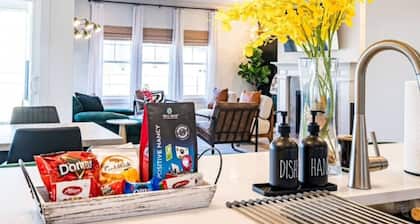 “The Grande” 8 BR/8BA Downtown Apex, 2 Game Rooms!