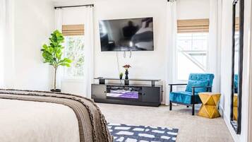 4 bedrooms, desk, iron/ironing board, travel cot