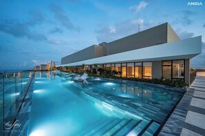 2 outdoor pools, open 6:00 AM to 9:00 PM, pool loungers - The Song Vung Tau An An Homestay (Ho Chi Minh City)