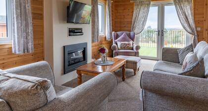 Loch Leven Lodge 21 by Interhome
