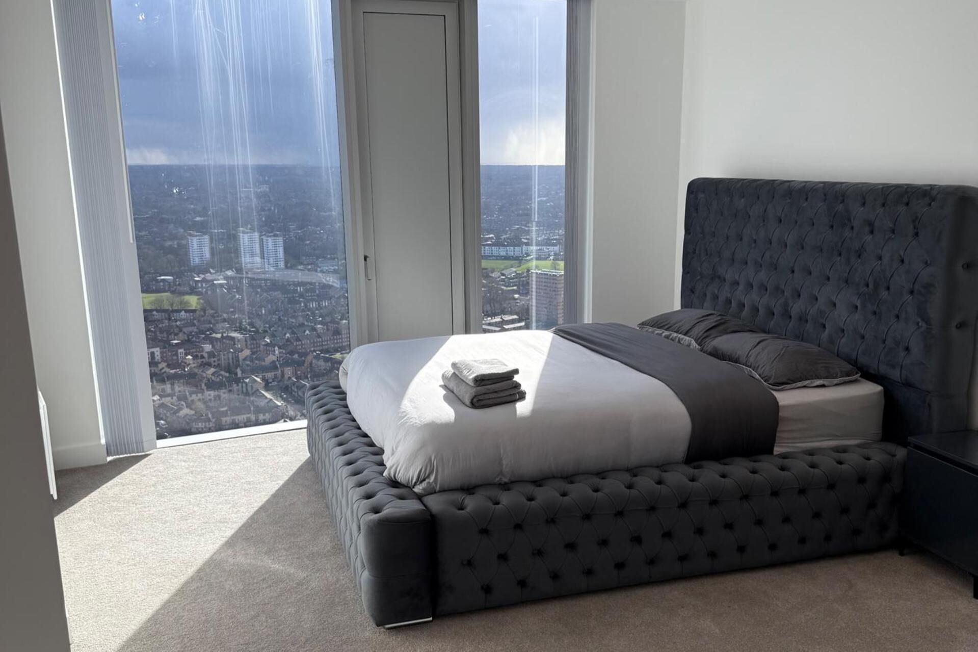 3 bedrooms, free WiFi, bed sheets