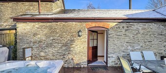 The Cider Barn, Waterrow, Nr Wivelsicombe