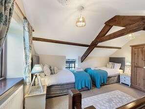 3 bedrooms, internet, bed sheets
