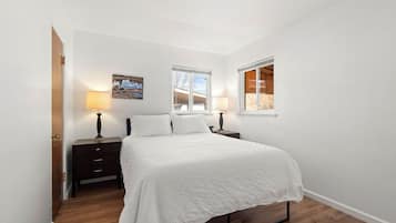 2 habitaciones, cuna de viaje, wifi gratis y ropa de cama