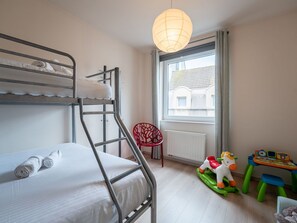 2 habitaciones, cuna de viaje y wifi gratis 