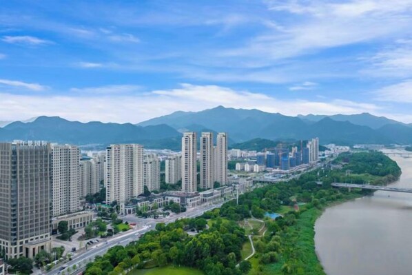 Aerial view - TAIZHOU RIVERVIEW INTERNATIONAL HOTE (Linhai)