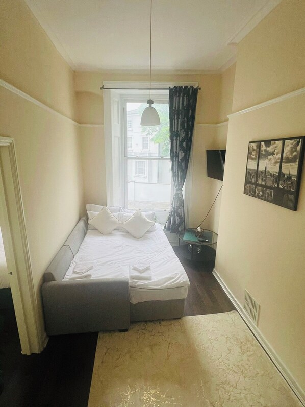 1 Schlafzimmer, Bügeleisen/Bügelbrett, WLAN, Bettwäsche