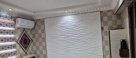 Twin Room, City View | Bathroom