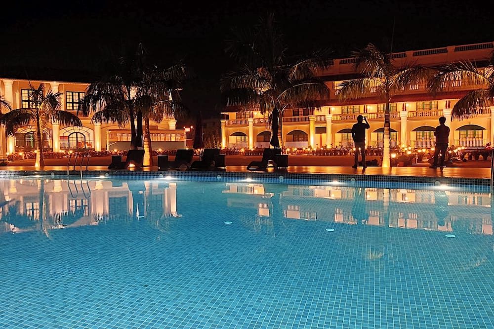 RESORT TITLI