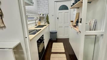 Microwave, oven, stovetop, electric kettle