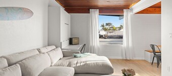 Beach Front Property! Newly Renovated 2/1