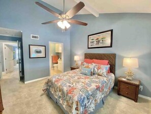 3 bedrooms, iron/ironing board, WiFi, bed sheets