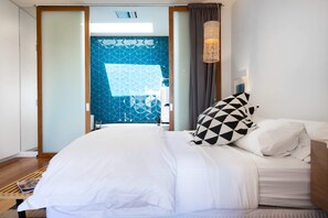 2 bedrooms, iron/ironing board, travel crib, WiFi