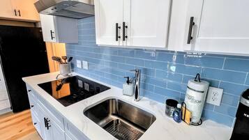 Refrigerador y tostadora