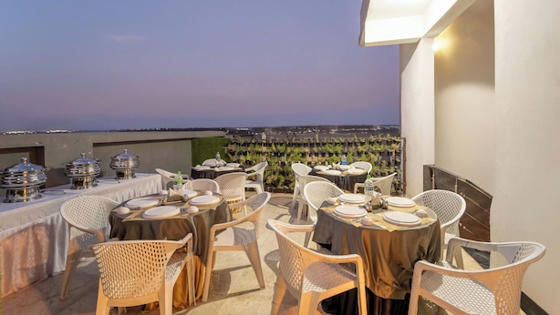 Restaurant - Hotel Vedic Vista (Indore)