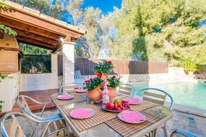 Hus | Pool | Inomhuspool och utomhuspool