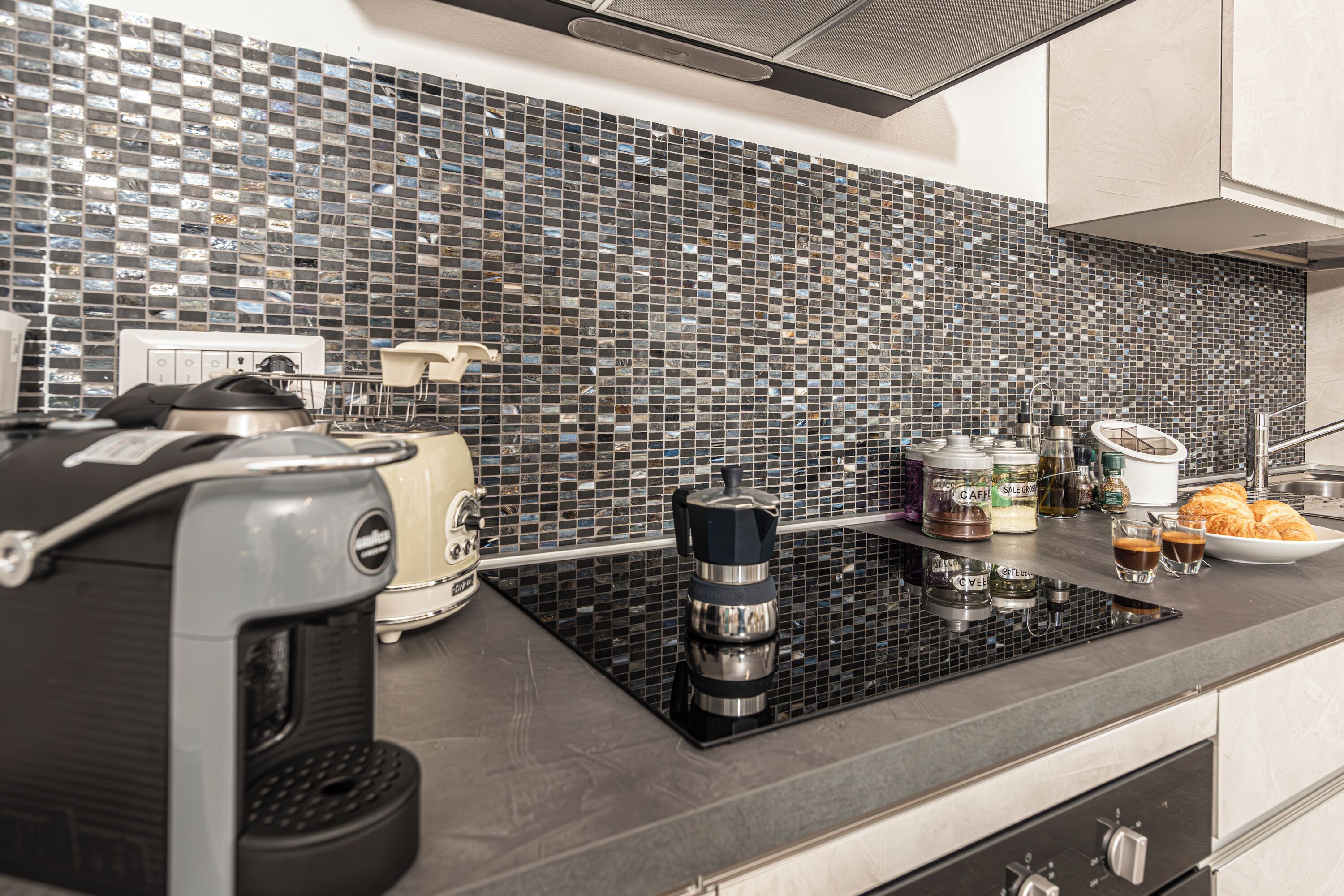 Standard Apartment, Multiple Bedrooms, 2 Bathrooms (Lusa Apartment) | Private kitchen