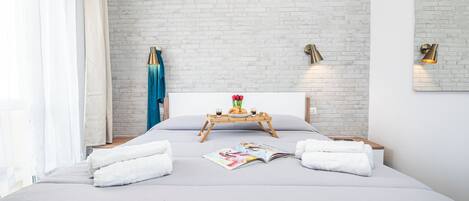 Apartamento standard, vários quartos, 2 banheiros (Lusa Apartment) | 2 quartos, espaço de trabalho para notebook