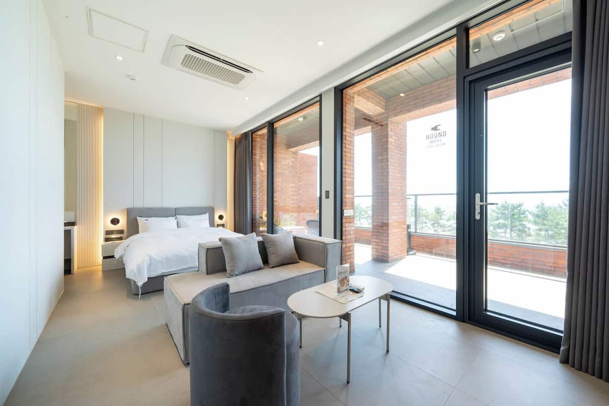 Beranda Suite Room