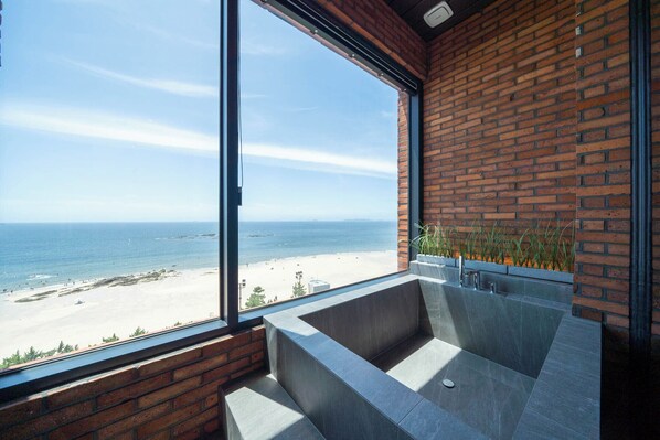 Terrace Spa Family Room | Egyptian cotton sheets, premium bedding, down comforters, free minibar - Hound Hotel Daecheon (Boryeong)