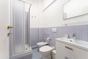 Shower, hair dryer, bidet, shampoo